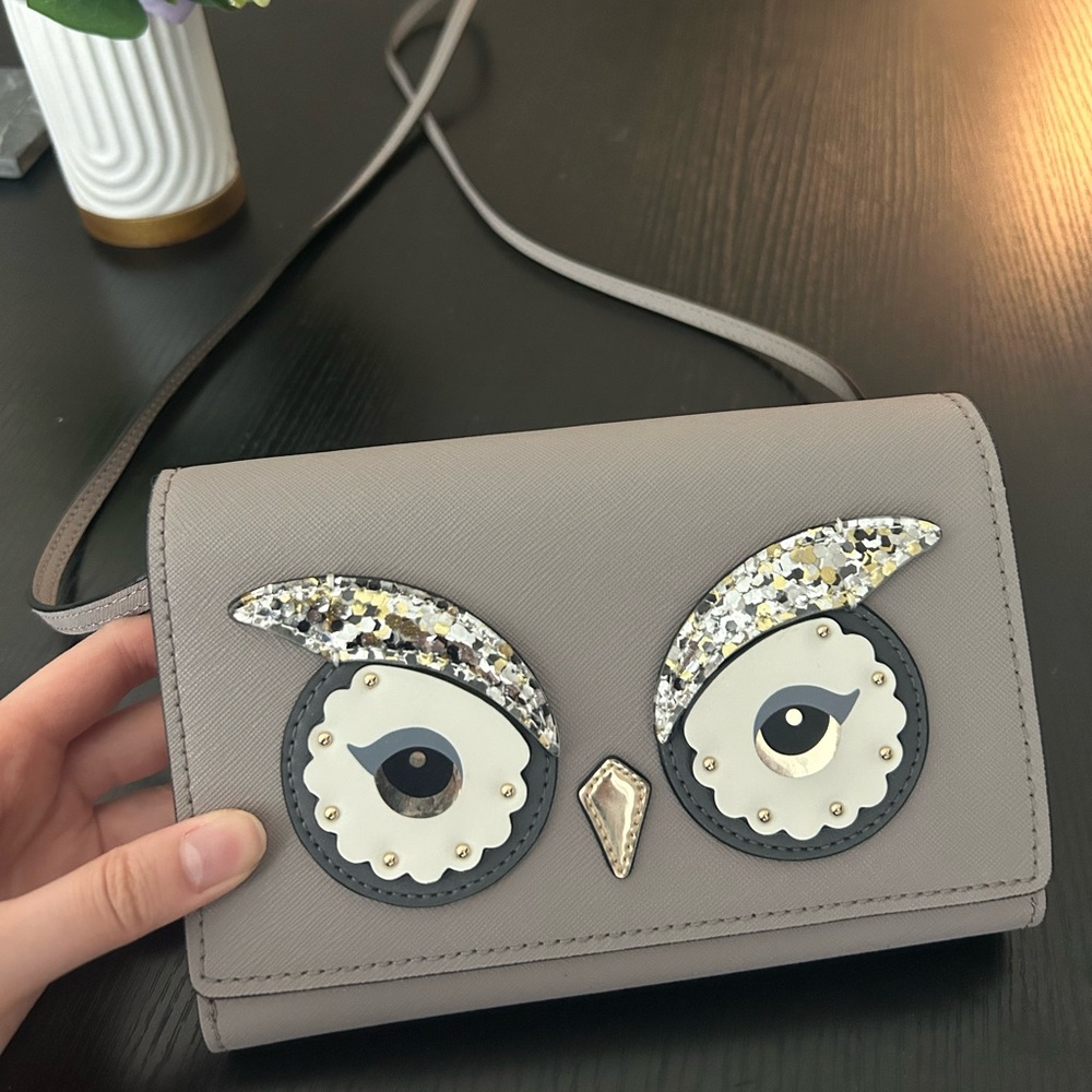 Kate Spade Owl Summer Saffiano Leather Clutch Crossbody Bag Cityscape Grey Taupe